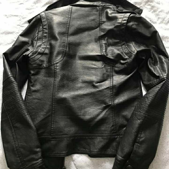 Le Cheteaux Faux Leather Jacket - Picture 2 of 3